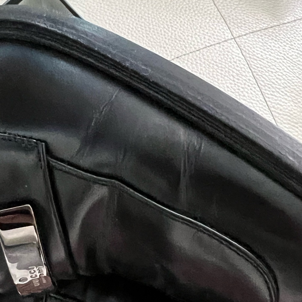Gucci Leather Loafer - Picture 14 of 16
